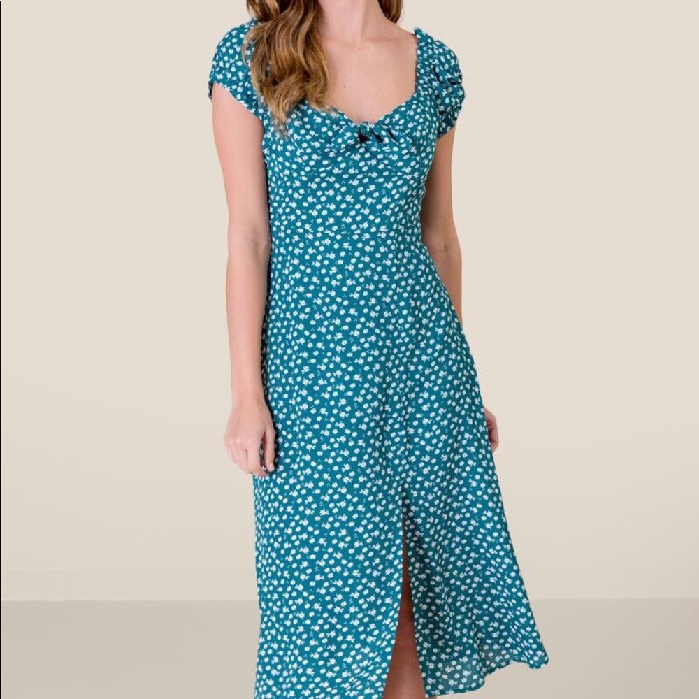Francescas Olivia tie front maxi dress